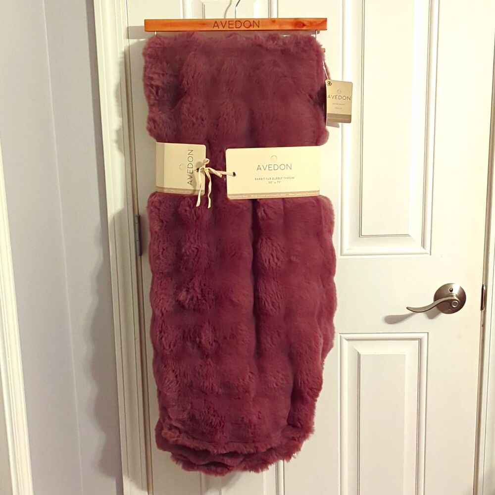 Posh, Luxury on a Budget, Rabbit Like Fur Bubble Throw - Purple
